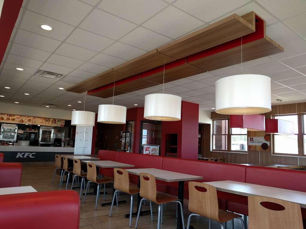 KFC | 12303 W, 75th St, Kenosha, WI 53142 | Phone: (262) 857-9449