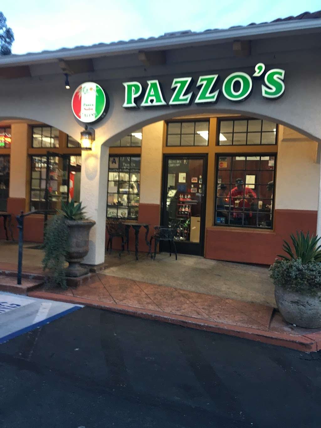 Pazzos Pizza | 10299 Scripps Trail, San Diego, CA 92131, USA | Phone: (858) 271-0271