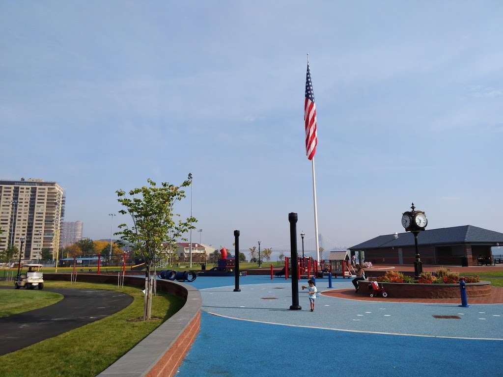 Veterans Field Park | 1057-1165 River Rd, Edgewater, NJ 07020 | Phone: (201) 943-1700