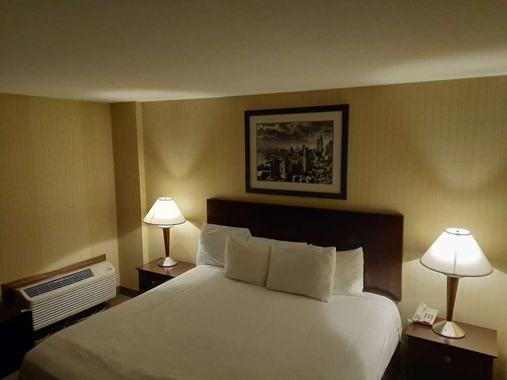 Wyndham garden hotel newark airport | 1170 Spring St, Elizabeth, NJ 07201, USA