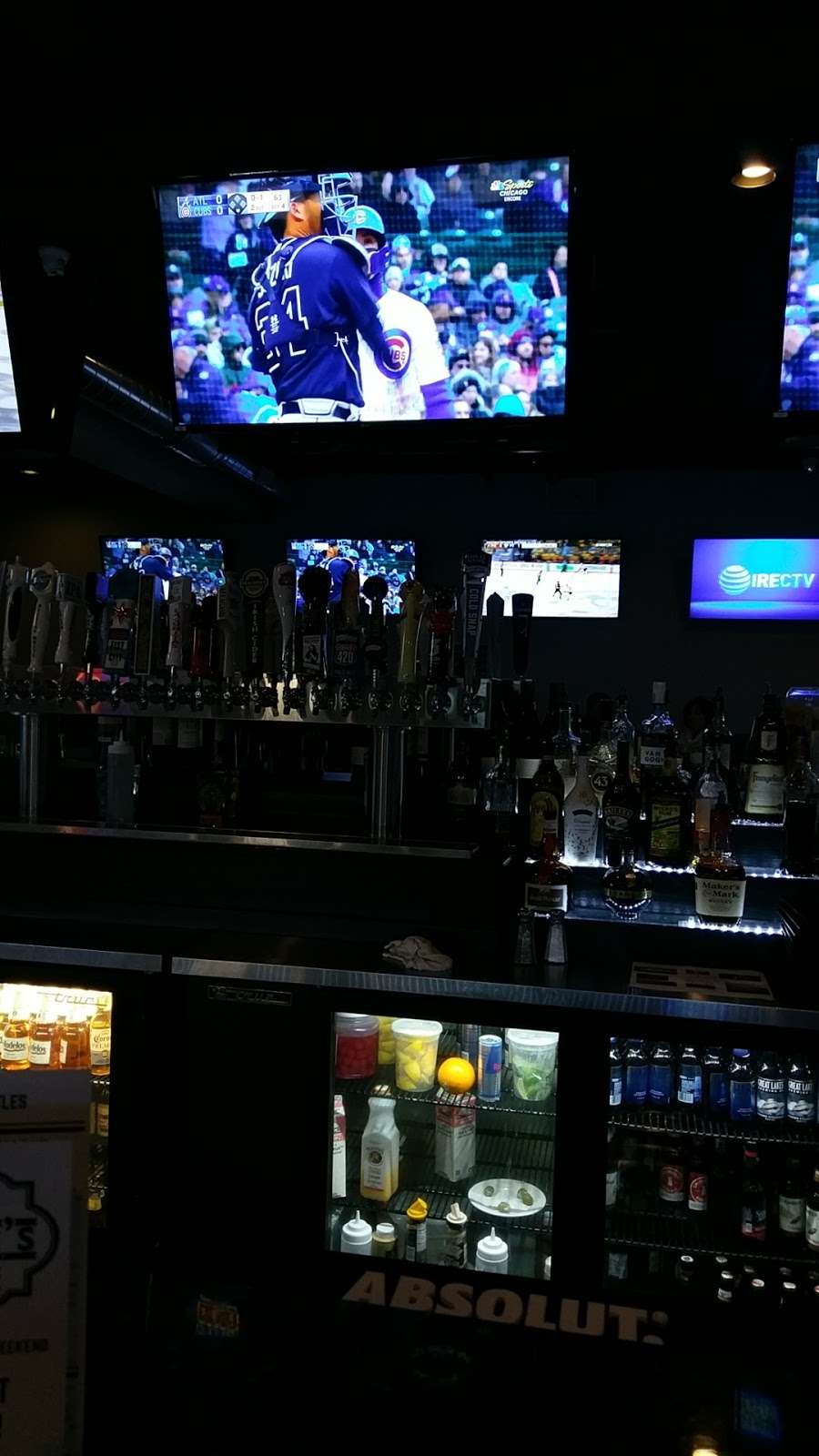 Zach’s on Tap | 12231 S Harlem Ave, Palos Heights, IL 60463, USA | Phone: (708) 361-1226