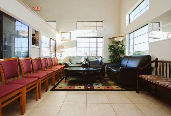 Palace Inn Baytown @ TX-330 Spur & Rollingbrook | 3810 Decker Dr, Baytown, TX 77520, USA | Phone: (281) 424-2222