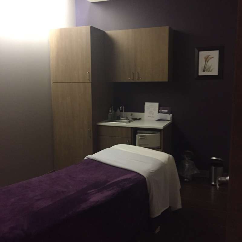 Massage Envy - North Aurora | 1866 Towne Center Drive, North Aurora, IL 60542 | Phone: (630) 907-6100