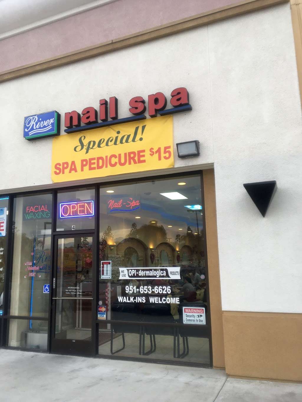 River Nails & Spa | 2878 Campus Pkwy Suite 4, Riverside, CA 92507, USA | Phone: (951) 653-6626