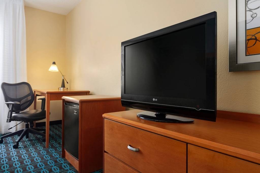 Fairfield Inn & Suites by Marriott Omaha East/Council Bluffs, IA | 520 30th Ave, Council Bluffs, IA 51501, USA | Phone: (712) 366-1330