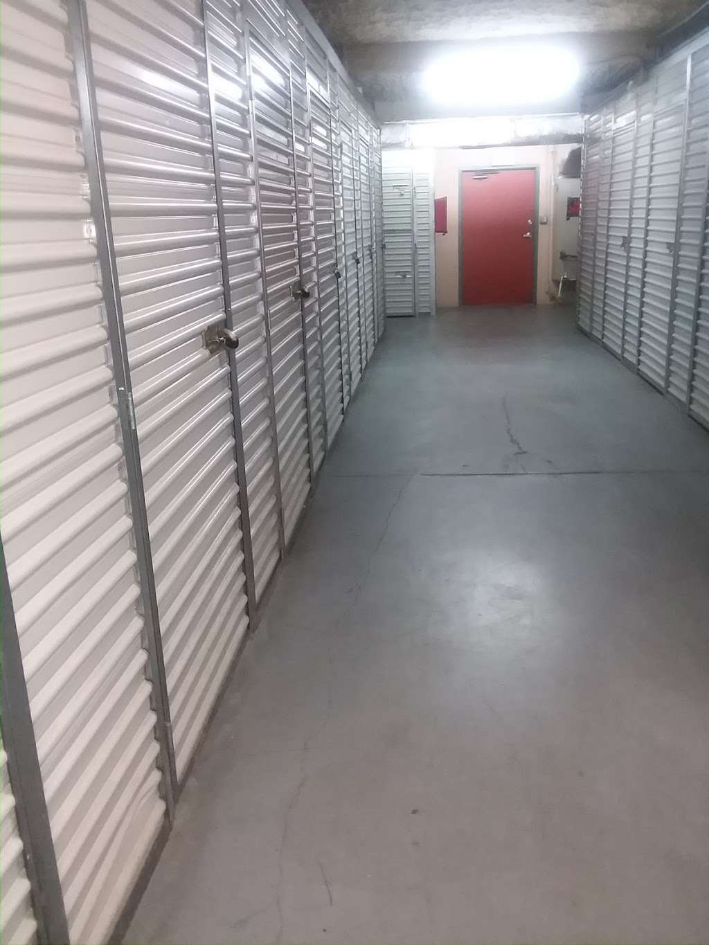 Storage Zone Self Storage and Business Centers | 1250 FL-60, Lake Wales, FL 33859, USA | Phone: (863) 676-7701