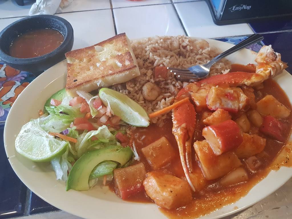 Agua Azul Seafood | 425 E Main St, Grand Prairie, TX 75050, USA | Phone: (972) 262-5050