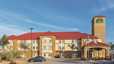 La Quinta Inn & Suites Houston Hobby Airport | 8776 Airport Blvd, Houston, TX 77061 | Phone: (713) 490-1008