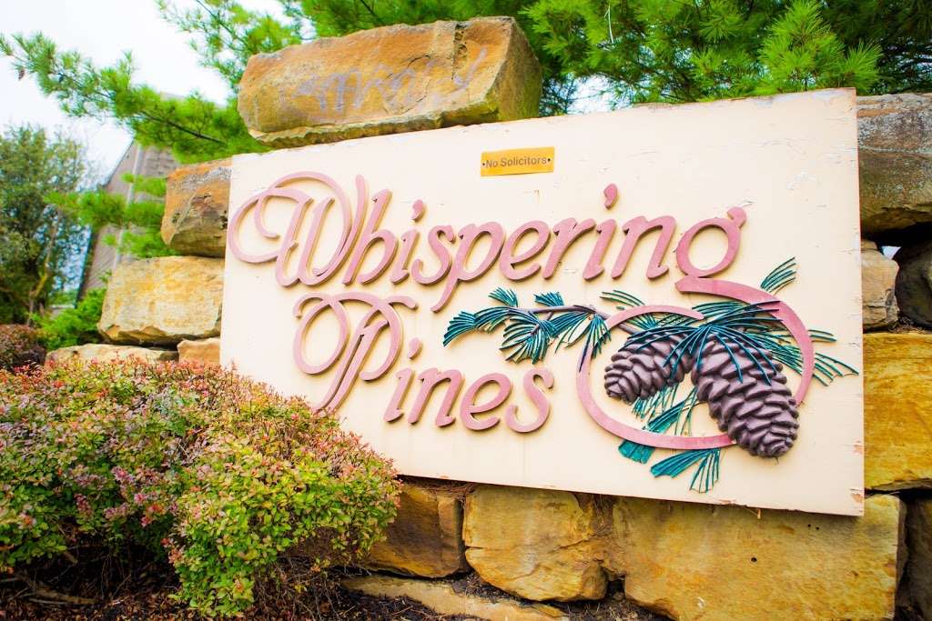 Whispering Pines Apartments | 3400, 4444 Mission Dr, Indianapolis, IN 46254, USA | Phone: (317) 299-7924