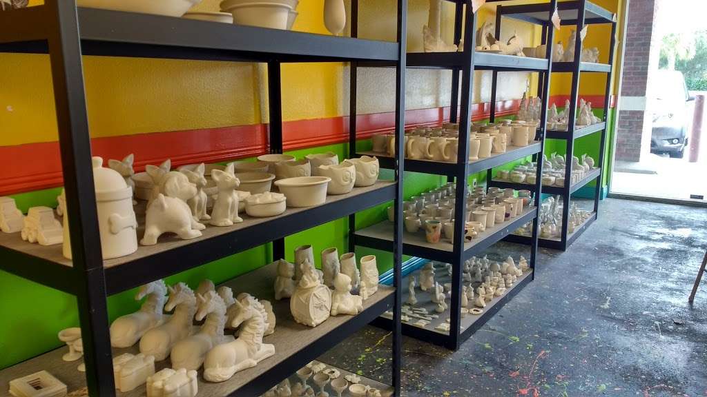 Paint Your Own Pottery | 187 E Mitchell Hammock Rd, Oviedo, FL 32765, USA | Phone: (407) 366-3331