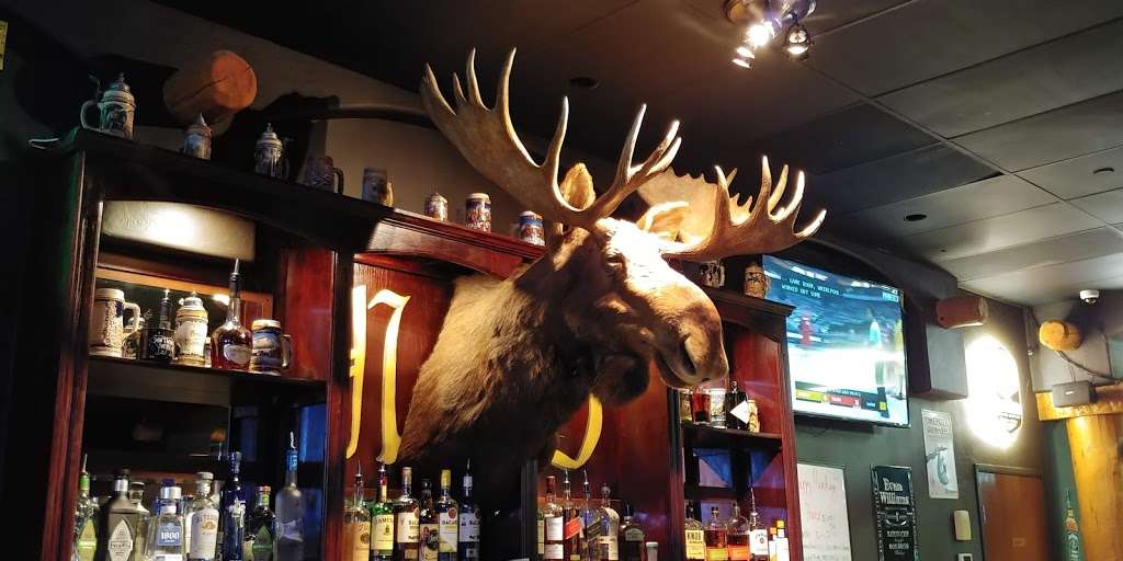 Moose & Bear American Grill & Pub | 118 E McKellips Rd, Mesa, AZ 85201, USA | Phone: (480) 649-4393
