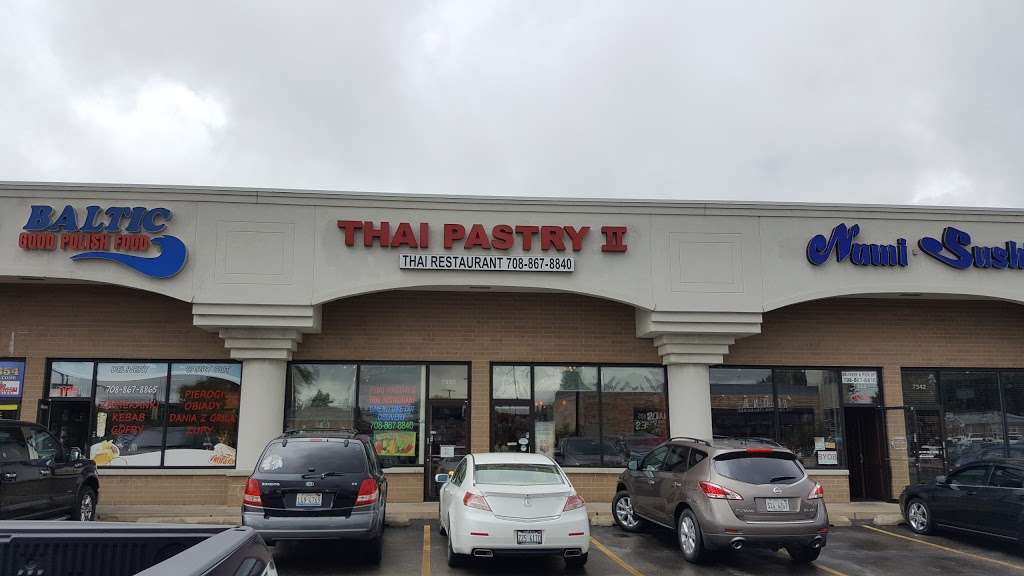 Thai Pastry Restaurant 2 | 7350 W Lawrence Ave, Harwood Heights, IL 60706, USA | Phone: (708) 867-8840