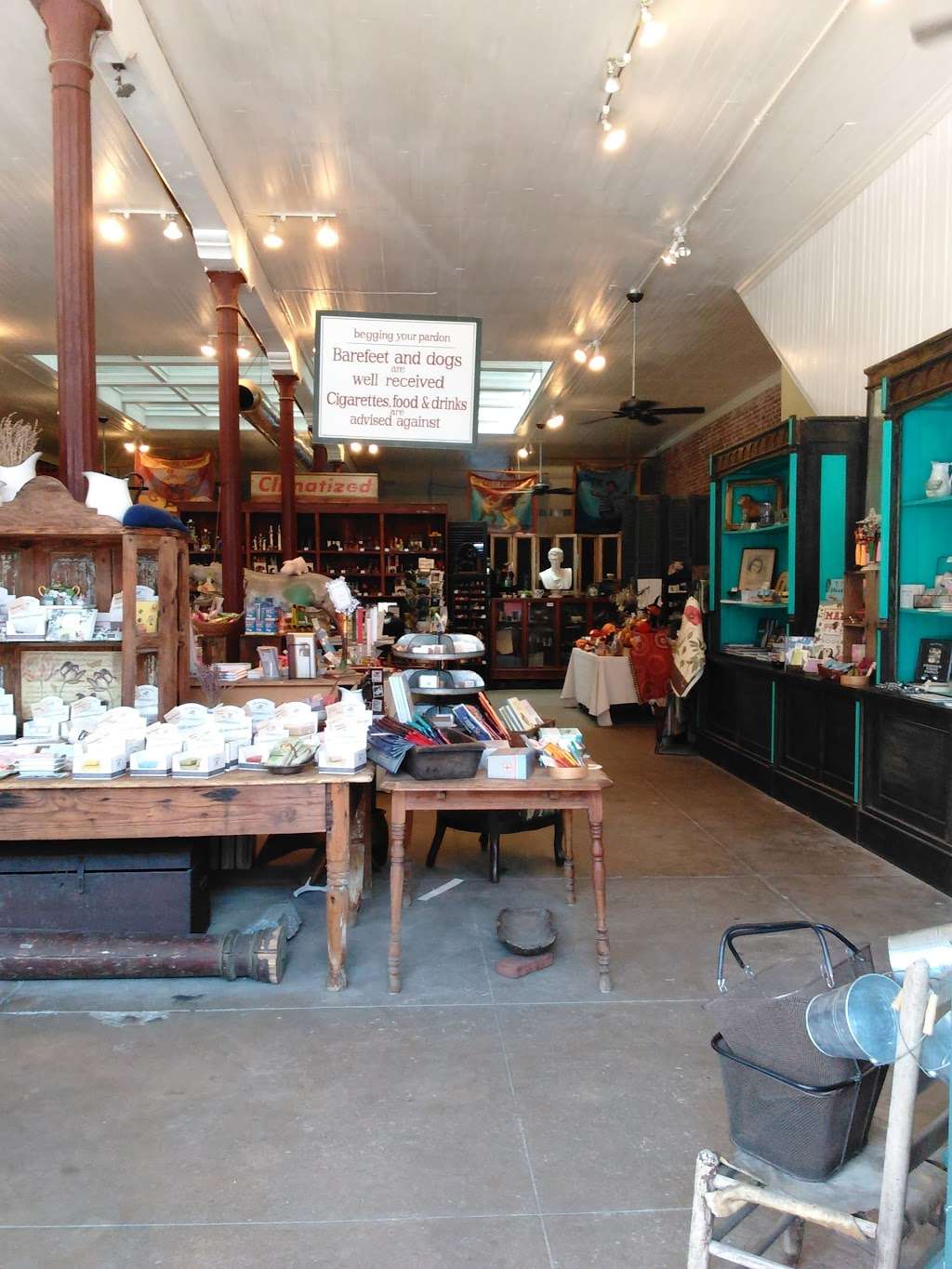 Hendley Market | 2010 Strand St, Galveston, TX 77550, USA | Phone: (409) 762-2610