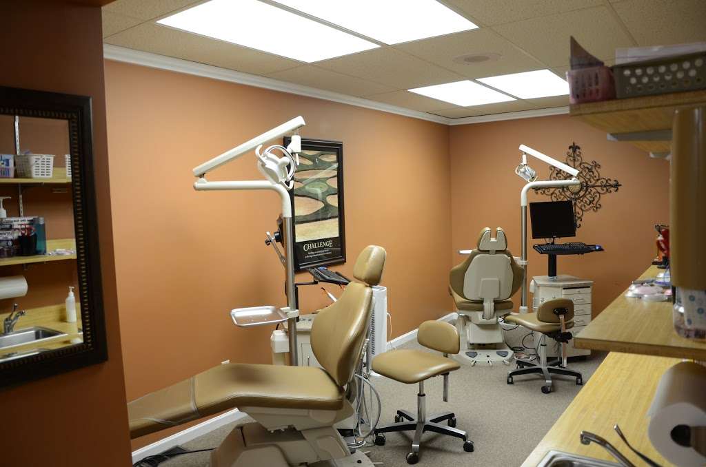 Red & Ritchey Orthodontics | 218 W Washington St, Morris, IL 60450, USA | Phone: (815) 942-8513