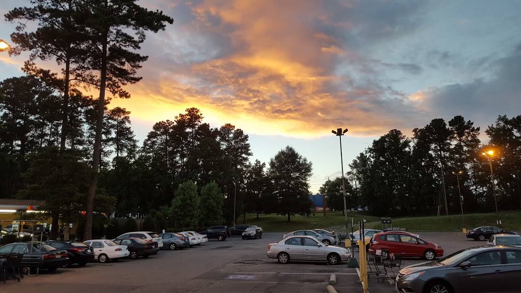 Harris Teeter | 5563 Western Blvd Plaza West, Raleigh, NC 27606, USA | Phone: (919) 859-0110