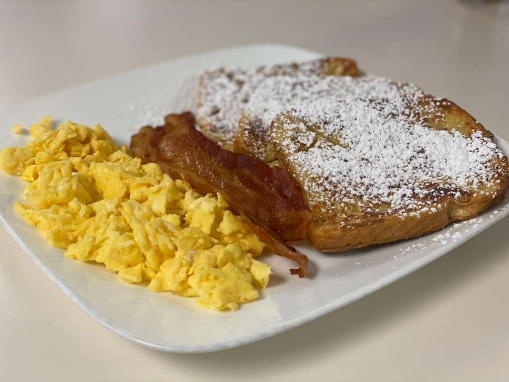 Seaman Cafe | 1180 S America Way, Miami, FL 33132, USA | Phone: (305) 374-4722