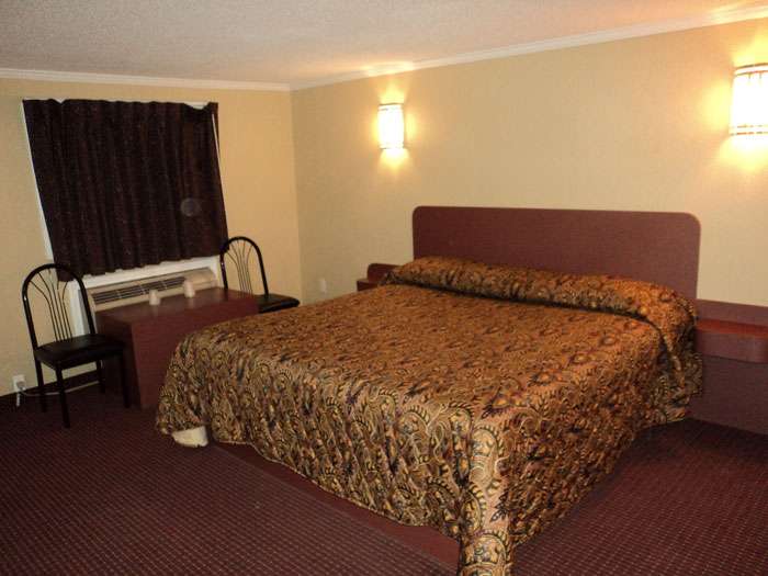 Sky View Motor Inn Johnston | 2880 Hartford Ave, Johnston, RI 02919, USA | Phone: (401) 934-1188