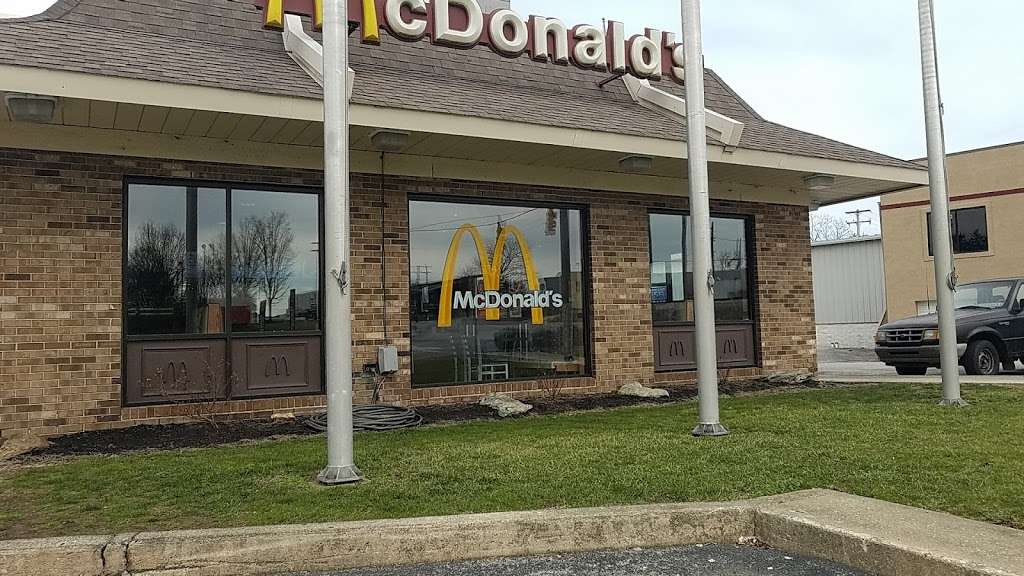 McDonalds | 897 W Broadway St, Red Lion, PA 17356, USA | Phone: (717) 246-1802