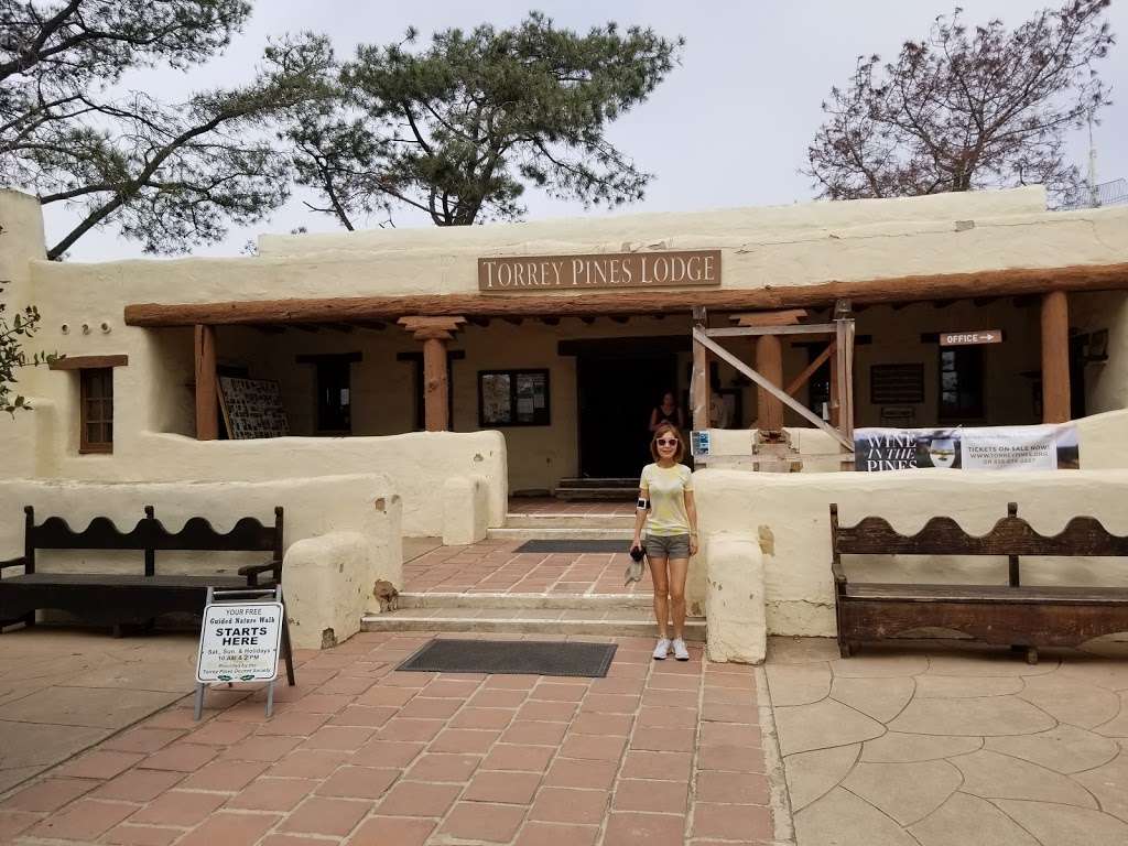 Torrey Pines Reserve Lodge and Visitor Center | N Torrey Pines Rd, La Jolla, CA 92037, USA | Phone: (858) 755-2063