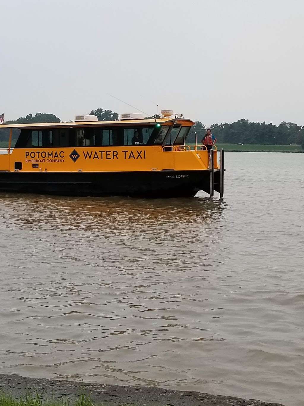 Potomac Water Taxi – National Mall | 4592 Ohio Dr SW, Washington, DC 20551, USA | Phone: (703) 684-0580