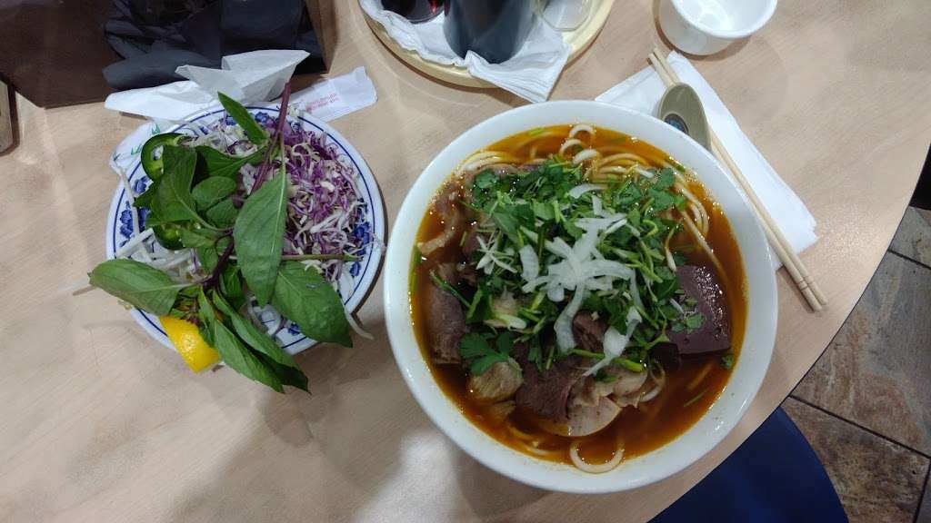 Pho Nguyen Restaurant | 275 W Calaveras Blvd, Milpitas, CA 95035, USA | Phone: (408) 945-5909