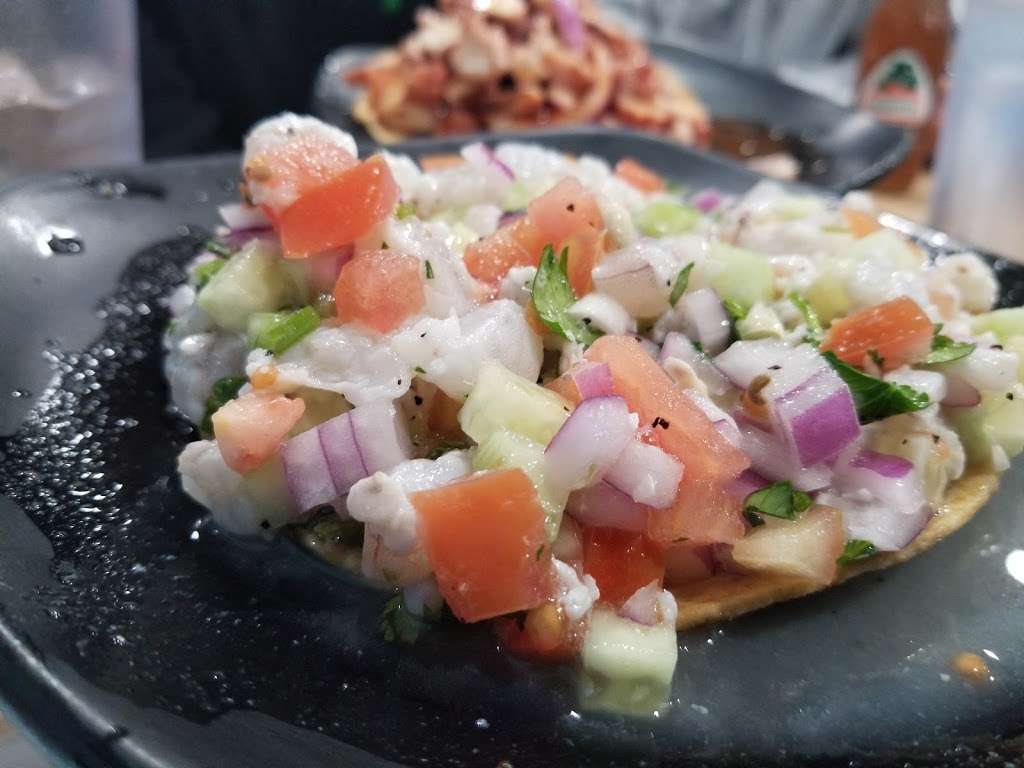 Mariscos El Ostion | 995 W Mission Blvd, Pomona, CA 91766, USA | Phone: (909) 622-1870