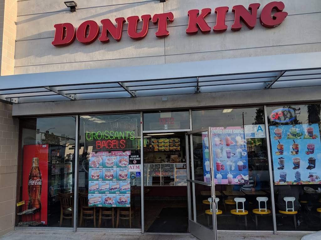 Donut King | 1912 Lincoln Blvd, Santa Monica, CA 90405 | Phone: (310) 396-2220