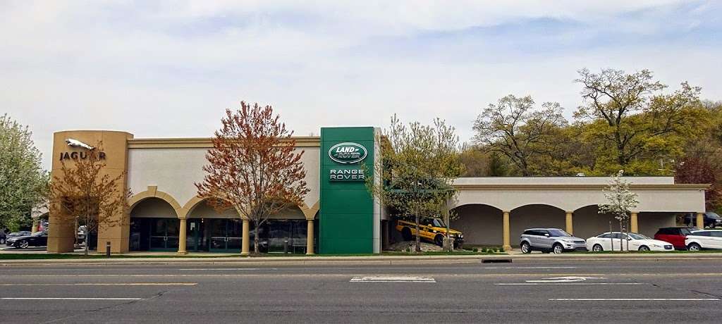 Land Rover Huntington | 1249 E Jericho Turnpike Suite B, Huntington, NY 11743 | Phone: (855) 867-7400