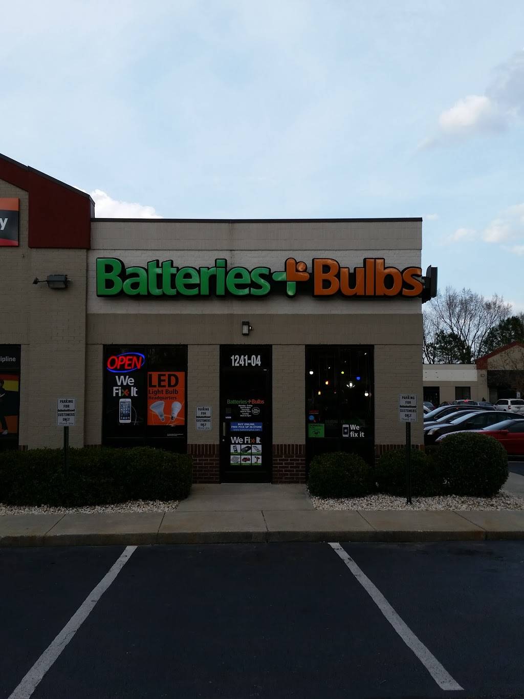 Batteries Plus Bulbs | 1241 S Main St Suite 4, Wake Forest, NC 27587, USA | Phone: (919) 570-5100