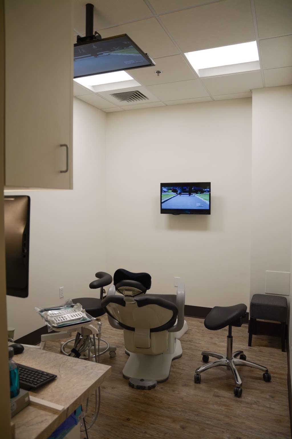 Pristine Dental | 555 Providence Hwy #2, Walpole, MA 02081, USA | Phone: (508) 734-7056