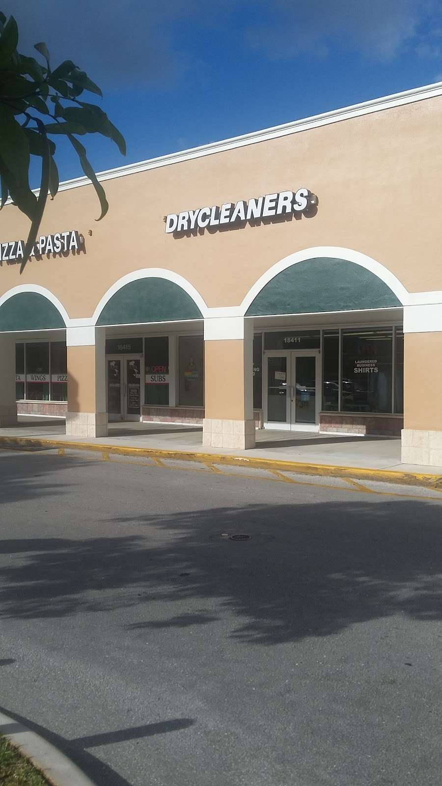 Dry Cleaners | 18431 Miramar Pkwy, Hollywood, FL 33029 | Phone: (954) 392-9911