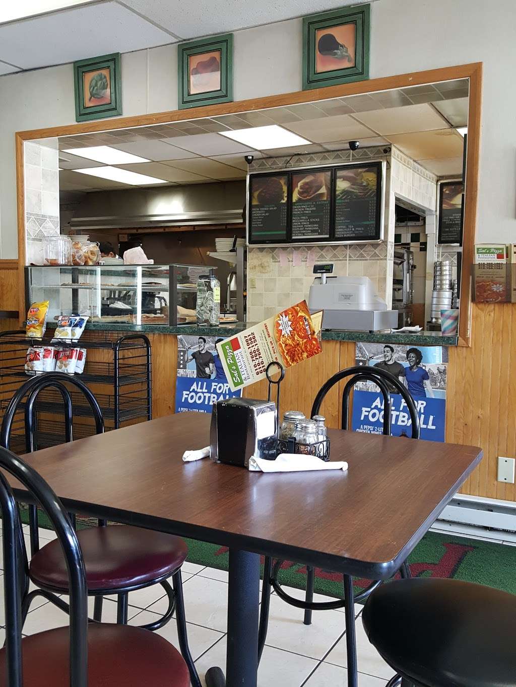 Sals Pizza & Family Restaurant | 102 Main St, Slatington, PA 18080 | Phone: (610) 760-1007