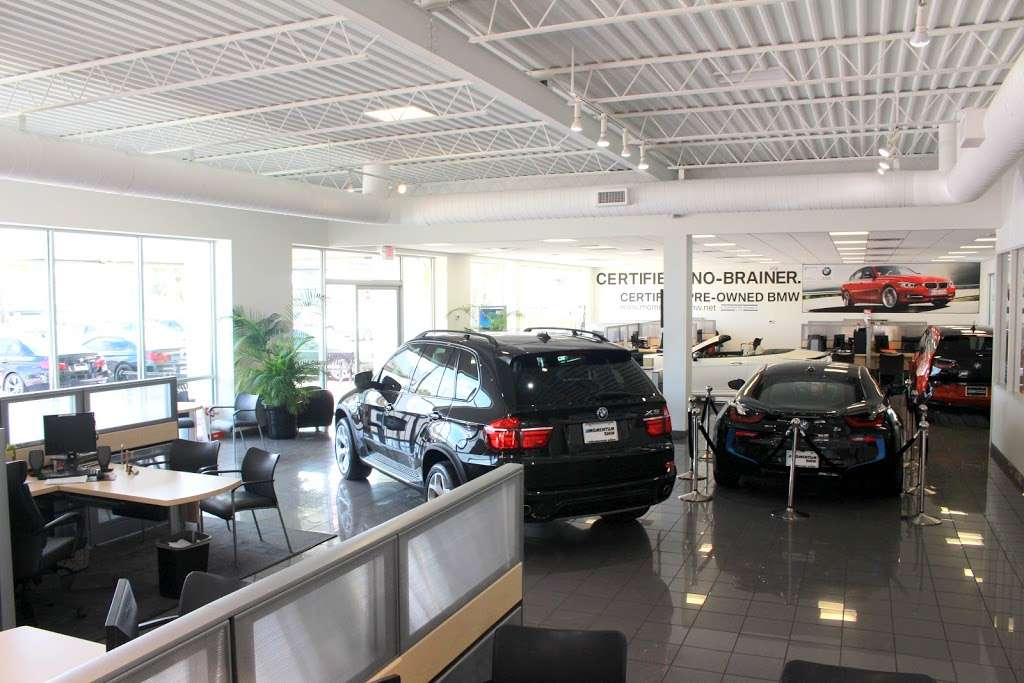 Momentum Pre Owned | #B, 10002 Southwest Fwy, Houston, TX 77074, USA | Phone: (800) 731-8114