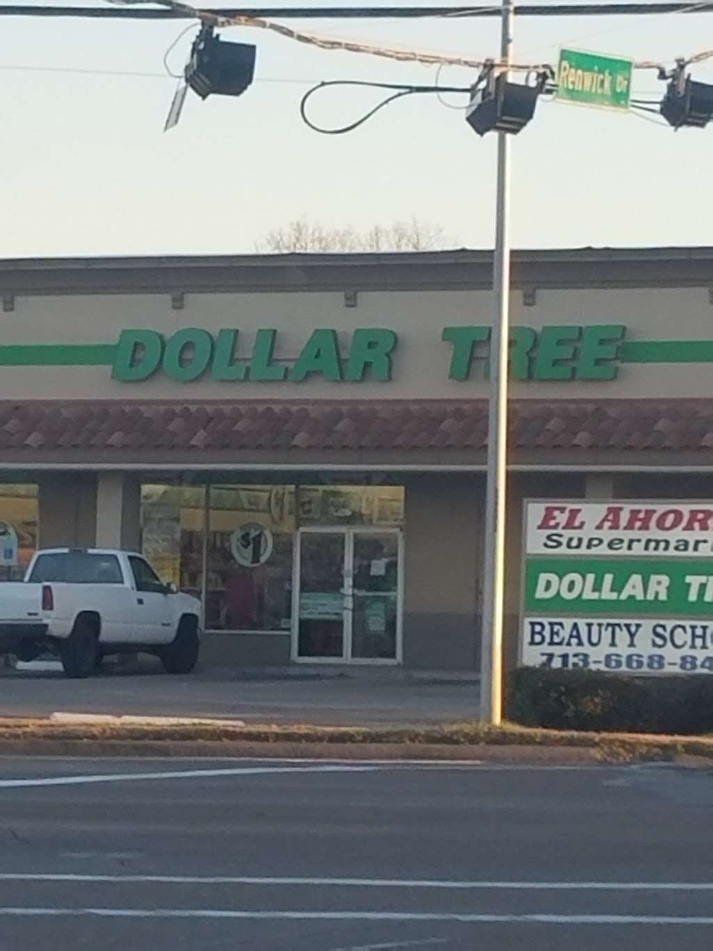 Dollar Tree | 5867 Bissonnet St, Bellaire, TX 77401 | Phone: (713) 666-7756