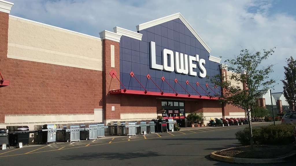 Lowes Home Improvement | 13000 Gateway Center Dr, Gainesville, VA 20155 | Phone: (703) 468-6000