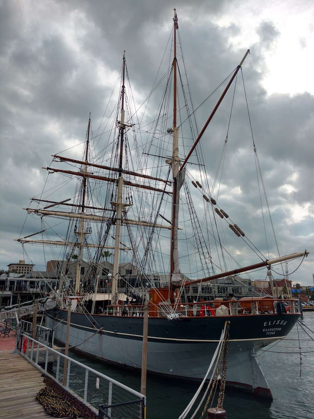 Historic Harbor Tours and Dolphin Watch | 8 Pier 21, Galveston, TX 77550, USA | Phone: (409) 763-1877