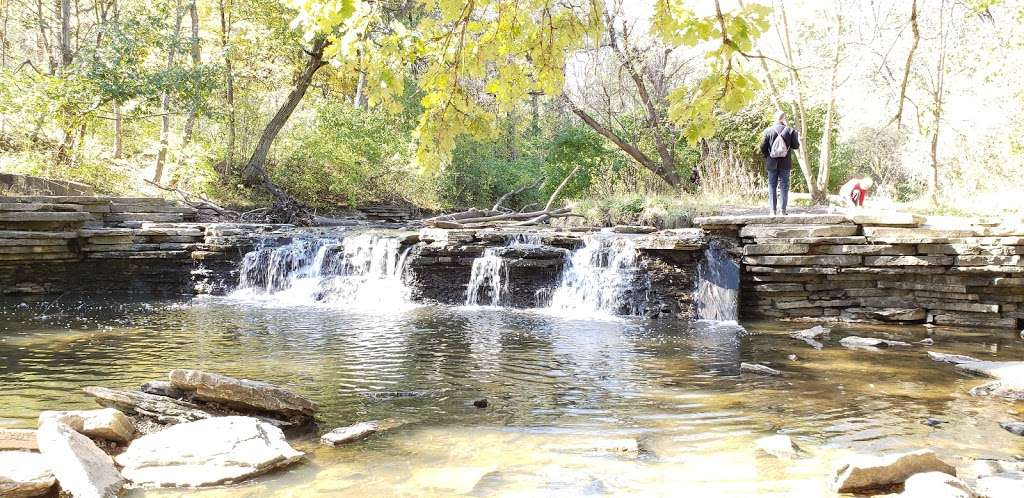 Waterfall Glen Youth Campground | Waterfall Glen Fp, Willowbrook, IL 60527