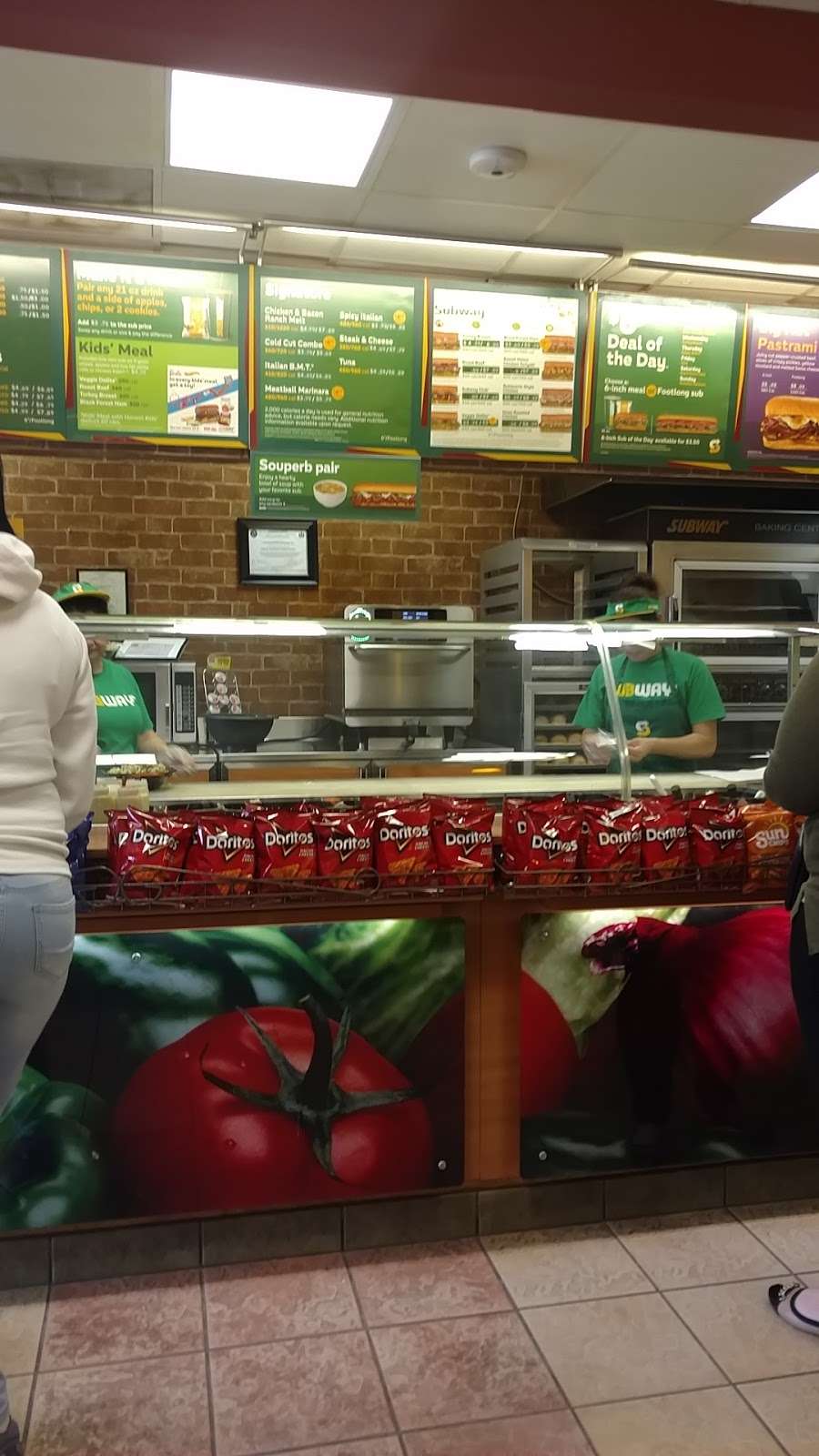 Subway Restaurants | 158 Smallwood Village Center, Waldorf, MD 20602, USA | Phone: (301) 374-2120