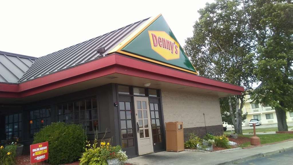 Dennys | 1303 Armour Rd, Bourbonnais, IL 60914 | Phone: (815) 937-9304