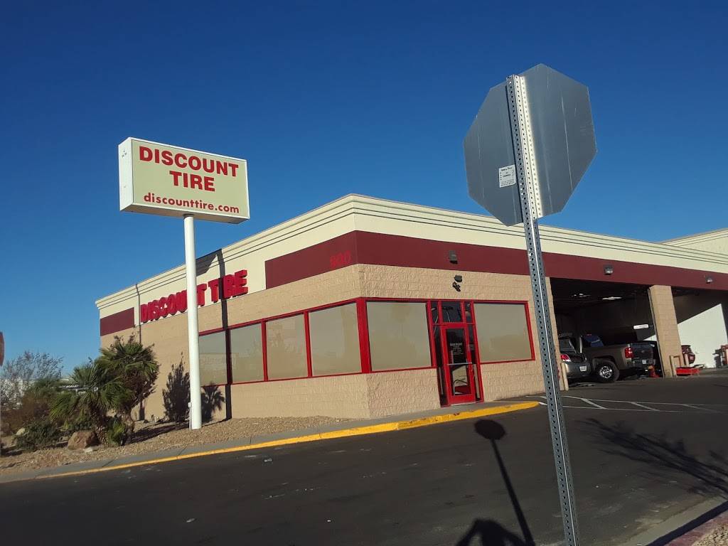 Discount Tire | 3835 S Maryland Pkwy, Las Vegas, NV 89119, USA | Phone: (702) 794-4338