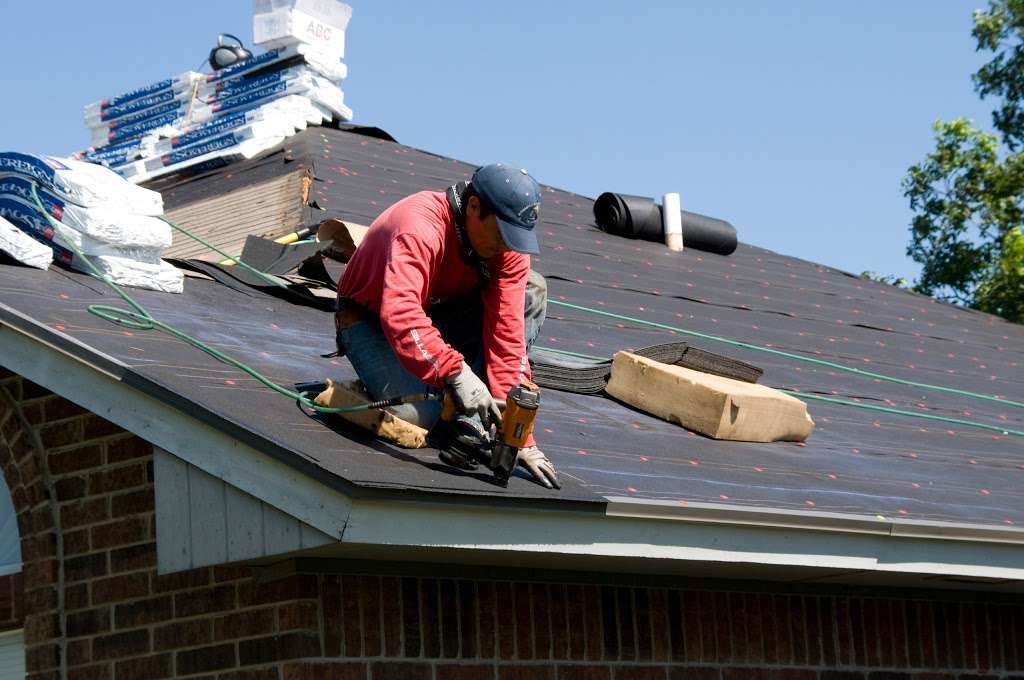 Presidio Roofing | 1333 Buena Vista St, San Antonio, TX 78207, USA | Phone: (210) 899-5600