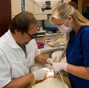 Carlsbad Family Dentist | 3257 Camino De Los Coches, Carlsbad, CA 92009, USA | Phone: (760) 634-8108