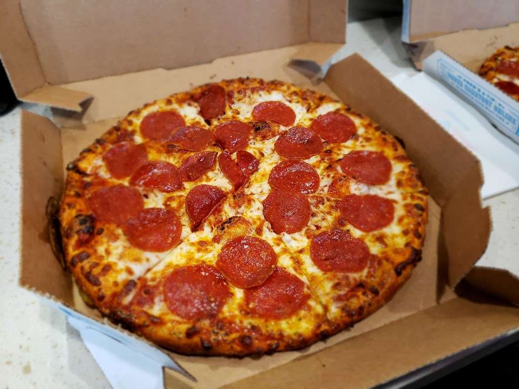 Dominos Pizza | 950 Mamaroneck Ave, Mamaroneck, NY 10543, USA | Phone: (914) 630-7222