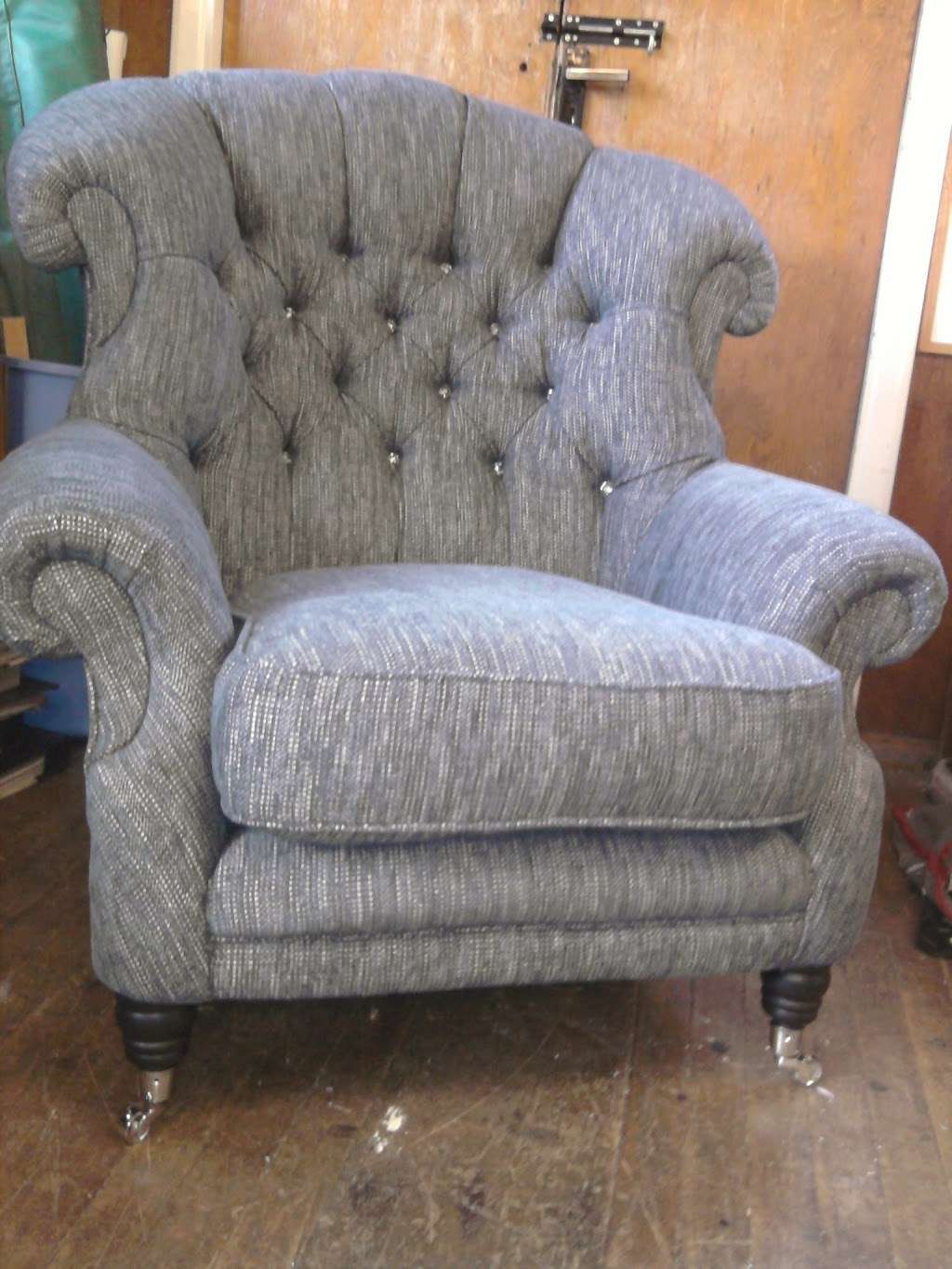 Stuart Weston Upholstery | 198B Ingrave Rd, Brentwood CM13 2AG, UK | Phone: 01277 203807