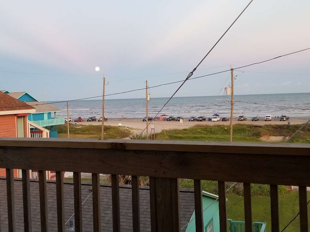 3BeachHouses, Jamaca Beach, Galveston, TX | 17407 Termini-San Luis Pass Rd, Galveston, TX 77550, USA | Phone: (281) 338-9800