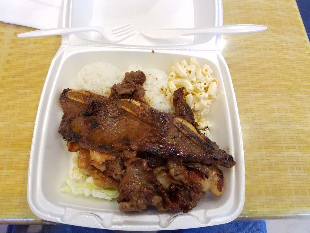 L&L Hawaiian Barbecue | 273 W Calaveras Blvd, Milpitas, CA 95035, USA | Phone: (408) 262-5880