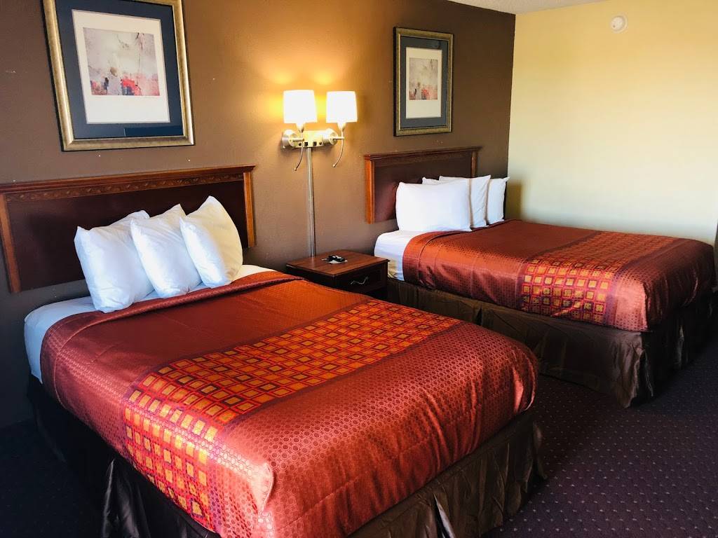 Americas Best Value Inn Tulsa at I-44 | 5525 W Skelly Dr, Tulsa, OK 74107, USA | Phone: (918) 446-1561