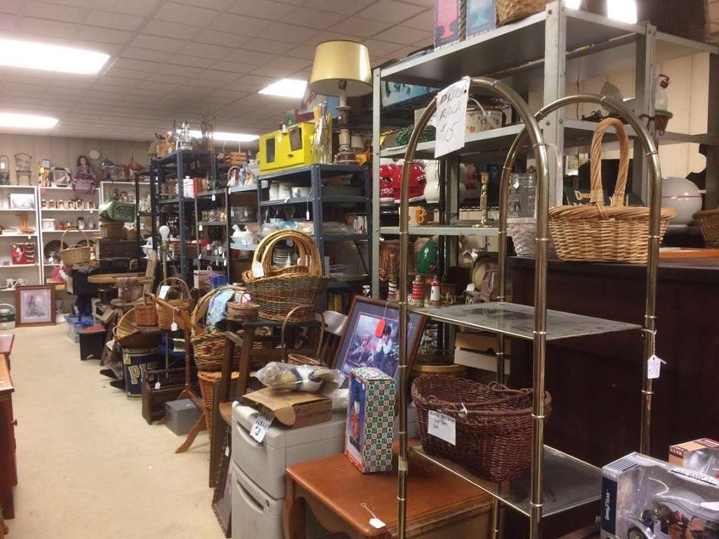 Black Shutter Antiques | 4335 York Rd, New Oxford, PA 17350, USA | Phone: (717) 624-7663