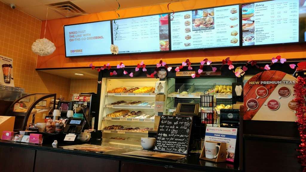 Dunkin Donuts | 19 Bay Shore Rd, Bay Shore, NY 11706, USA | Phone: (631) 254-9092