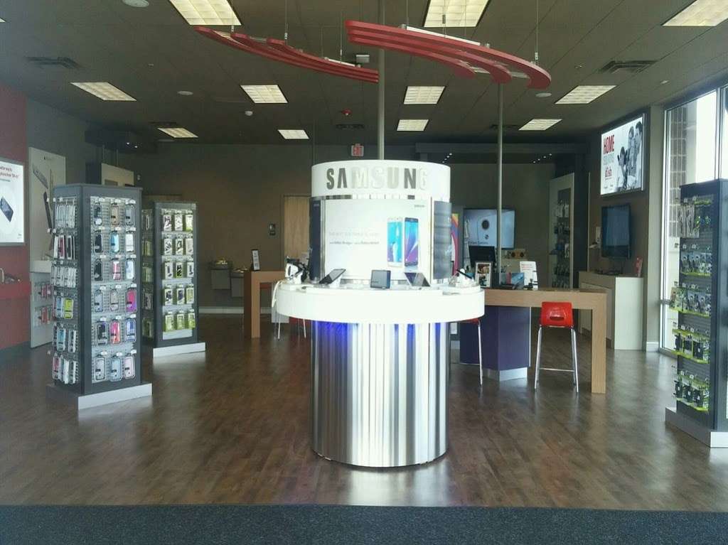 Verizon Authorized Retailer, TCC | 3 Highland Common E Ste 100, Hudson, MA 01749, USA | Phone: (978) 562-6192